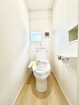 �g�C���@�������R�������`Toilet�`�@�Y��E�X�b�L���E���K�ȃE�H�V�����b�g�t�g�C���ł��낰���Ԃł��B�̌������薾�邭�A���K��ԂƂȂ��Ă���܂��������g���ꏊ�����炱���̔z���ł��I