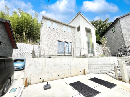 ���n�O�ώʐ^�@�O�ρ`Exterior�`�@�m���ȋZ�p�Œz���ꂽ�Ƃ́A���̍ו��Ɏ���܂ŁA���q�l�̕�炵��z���S�Â��������Â��Ă��܂��B���̑z���́A���X�̈��S�Ɖ��K���ƂȂ��Ă��q�l�̕�炵���ݍ��݂܂��B