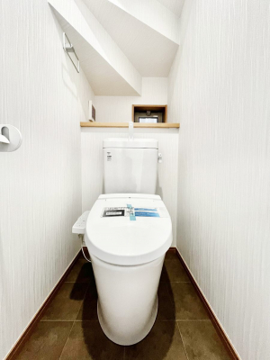 �g�C���@�����`Toilet�`�@�Y��E�X�b�L���E���K�ȃE�H�V�����b�g�t�g�C���ł��낰���Ԃł��B�̌������薾�邭�A���K��ԂƂȂ��Ă���܂��������g���ꏊ�����炱���̔z���ł��I