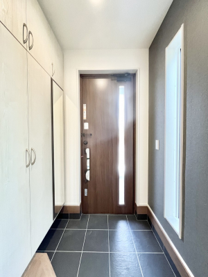 ���ց@�����`Entrance�`�@�Ƃ̒��ł��q�l���}����ŏ��̏ꏊ�ł��錺�ւ́A�Ƃ̈�ۂ��̂��̂ł��I�L�x�Ȍ��֎��[�ŁA����Y��ɕۂ��Ƃ��o���܂��􌺊ւɂ͂����Ղ���[�̉��ʔ��������I