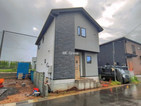 ���n�O�ώʐ^�@���Q�������`Exterior�`�@���X�����Ȃ���A�咣���߂����ǂ����]�T������������V���[�v�ȃt�H�����ŘȂޓ@��́A���V�̋�ƏƂ炵���킹�鎖�ŁA�{������ׂ������`�̎p�������Ă���܂��B