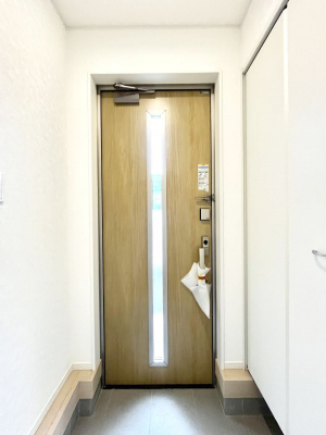 ���ց@�������Q�������`Entrance�`�@�Ƃ̒��ł��q�l���}����ŏ��̏ꏊ�ł��錺�ւ́A�Ƃ̈�ۂ��̂��̂ł��I�L�x�Ȍ��֎��[�ŁA����Y��ɕۂ��Ƃ��o���܂��􌺊ւɂ͂����Ղ���[�̉��ʔ��������I