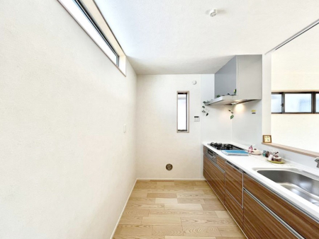 �L�b�`���@�����`Kitchen�`�@�L���Ďg���₷���L�b�`���Ȃ�Ƒ��ł�������ɗ�������������A��Еt������ԂȂ��ł����Ⴂ�܂�����[�������Ղ肠��̂ŁA������������Ɛ����Ȉ�ۂ�ۂĂ܂��B