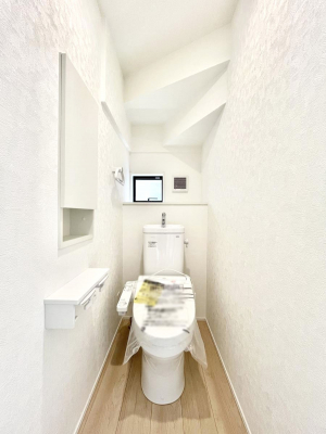 �g�C���@�����`Toilet�`�@�Y��E�X�b�L���E���K�ȃE�H�V�����b�g�t�g�C���ł��낰���Ԃł��B�g�C���͖����g�킴��𓾂Ȃ����́B����������ۂ������ł��ˁB�g�C����2��������̂Œ��̍��G���ɕ֗��ł��I
