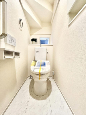 �g�C���@�����`Toilet�`�@�Y��E�X�b�L���E���K�ȃE�H�V�����b�g�t�g�C���ł��낰���Ԃł��B�g�C���͖����g�킴��𓾂Ȃ����́B����������ۂ������ł��ˁB�g�C����2��������̂Œ��̍��G���ɕ֗��ł��I
