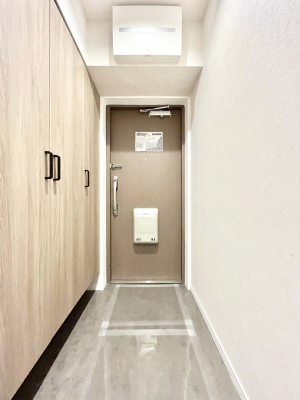 ���ց@�����`Entrance�`�@�Ƃ̒��ł��q�l���}����ŏ��̏ꏊ�ł��錺�ւ́A�Ƃ̈�ۂ��̂��̂ł��I�L�x�Ȍ��֎��[�ŁA����Y��ɕۂ��Ƃ��o���܂��􌺊ւɂ͂����Ղ���[�̉��ʔ��������I