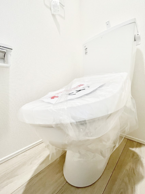 �g�C���@������1�������`Toilet�`�@�������̂��鐅����g�C���̓E�H�V�����b�g�t���ł����g�C���͖����g�킴��𓾂Ȃ����́B����������ۂ������ł��ˁB�g�C����2��������̂Œ��̍��G���ɕ֗��ł��I