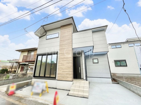 ���n�O�ώʐ^�@�O�ρ��Q�������`Exterior�`  �ՐÂȏZ��n�Ŏq��ĉƑ��Ƀs�b�^���B  �����̂��U�������K�ȗ΂Ɍb�܂ꂽ�G���A�ŁA���R�ɕ�܂ꂽ���₩�ȕ�炵���������邽�߂́A��Ƃ肠��Z���������Ă��܂��B