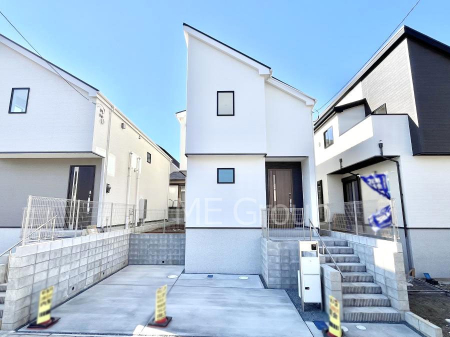 ���n�O�ώʐ^�@�O�ρ��Q�������`Exterior�`�@�ՐÂȏZ��n�Ŏq��ĉƑ��Ƀs�b�^���B�����̂��U�������K�ȗ΂Ɍb�܂ꂽ�G���A�ŁA���R�ɕ�܂ꂽ���₩�ȕ�炵���������邽�߂́A��Ƃ肠��Z���������Ă��܂��B