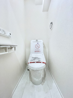 �g�C���@�������P�������`Toilet�`�@�������̂��鐅����g�C���̓E�H�V�����b�g�t���ł����g�C���͖����g�킴��𓾂Ȃ����́B����������ۂ������ł��ˁB�g�C����2��������̂Œ��̍��G���ɕ֗��ł��I  