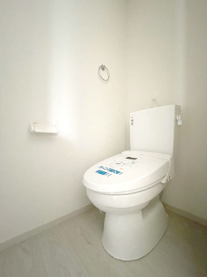 gC@P`Toilet`@YEXbLEKȃEHVbgtgCł낰ԂłBgC͂PKQKeKɕtĂ܂BƑŎ荇ȂĂłˁ